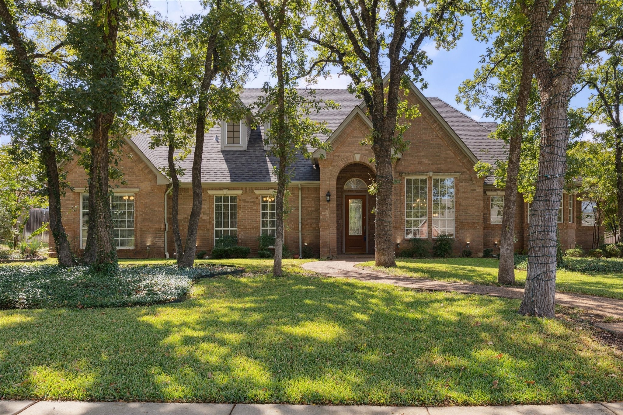 1008 Ohio Court Kennedale TX 76060