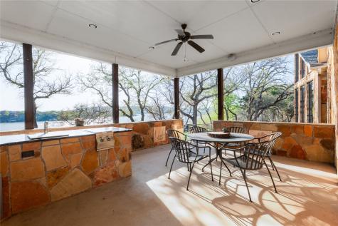 2016 N Lakeview Drive Palo Pinto TX 76484