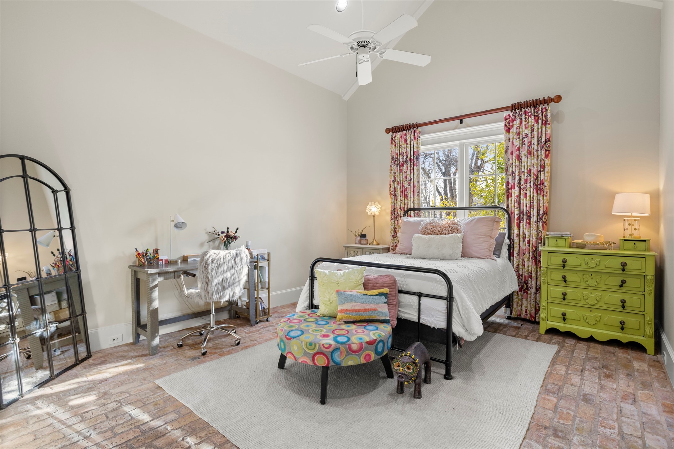 1096 Roadrunner Road Bartonville TX 76226