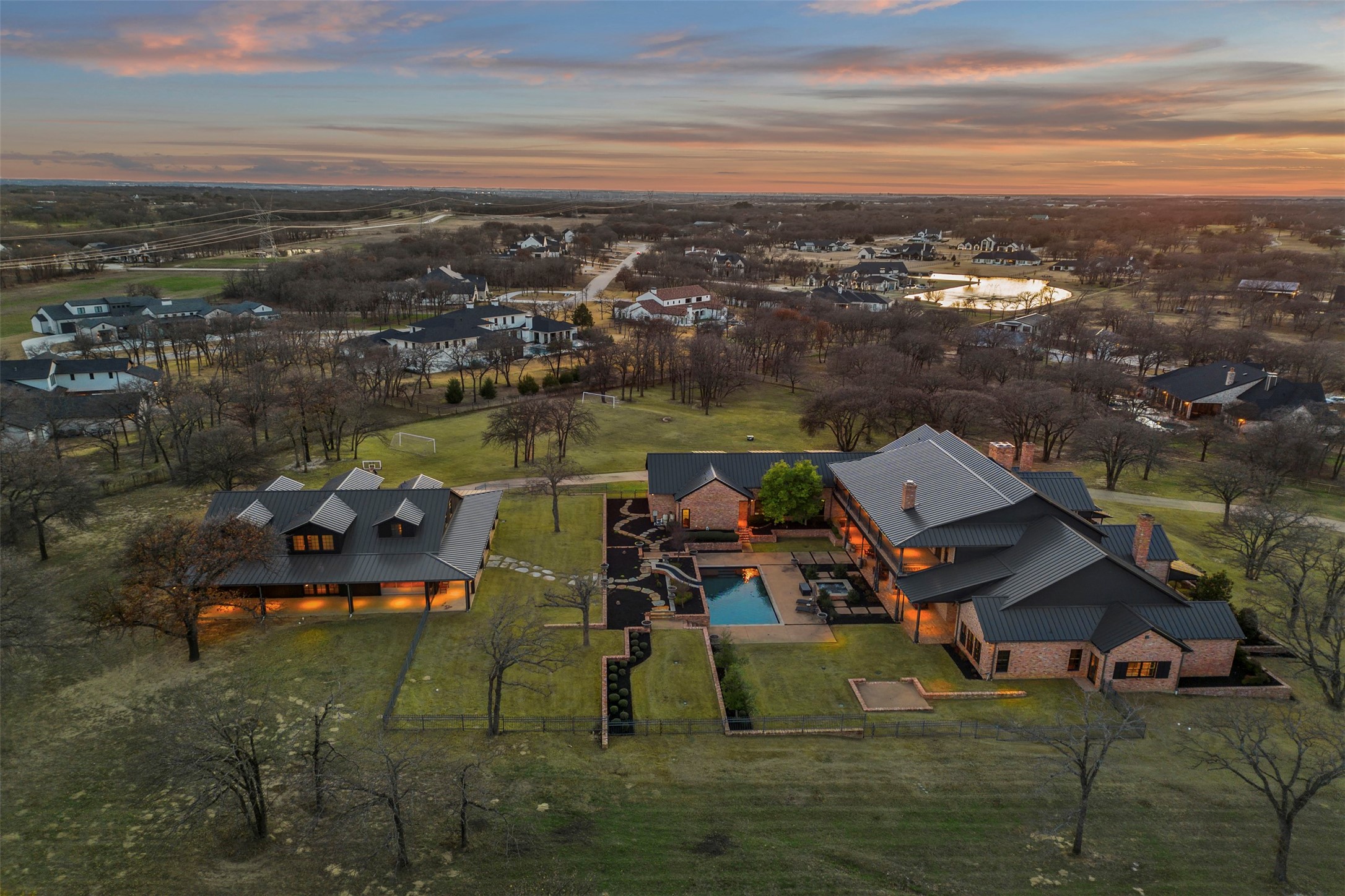 1096 Roadrunner Road Bartonville TX 76226