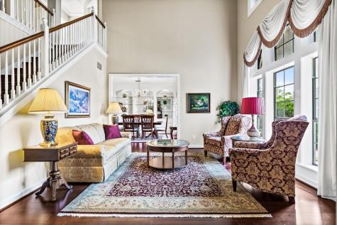 1725 Shumard Oak Lane Irving TX 75063