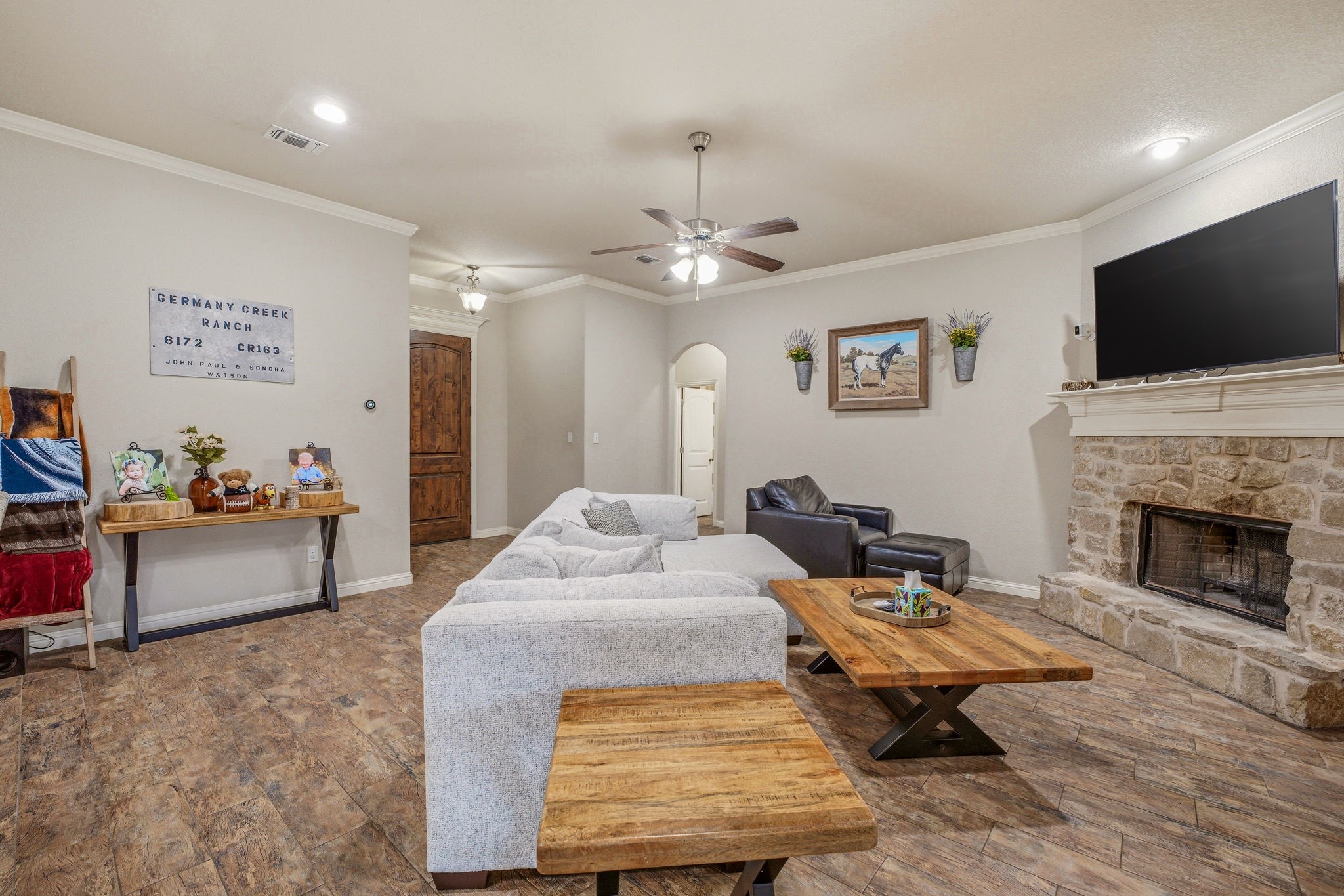 123 Donna Circle Granbury TX 76049
