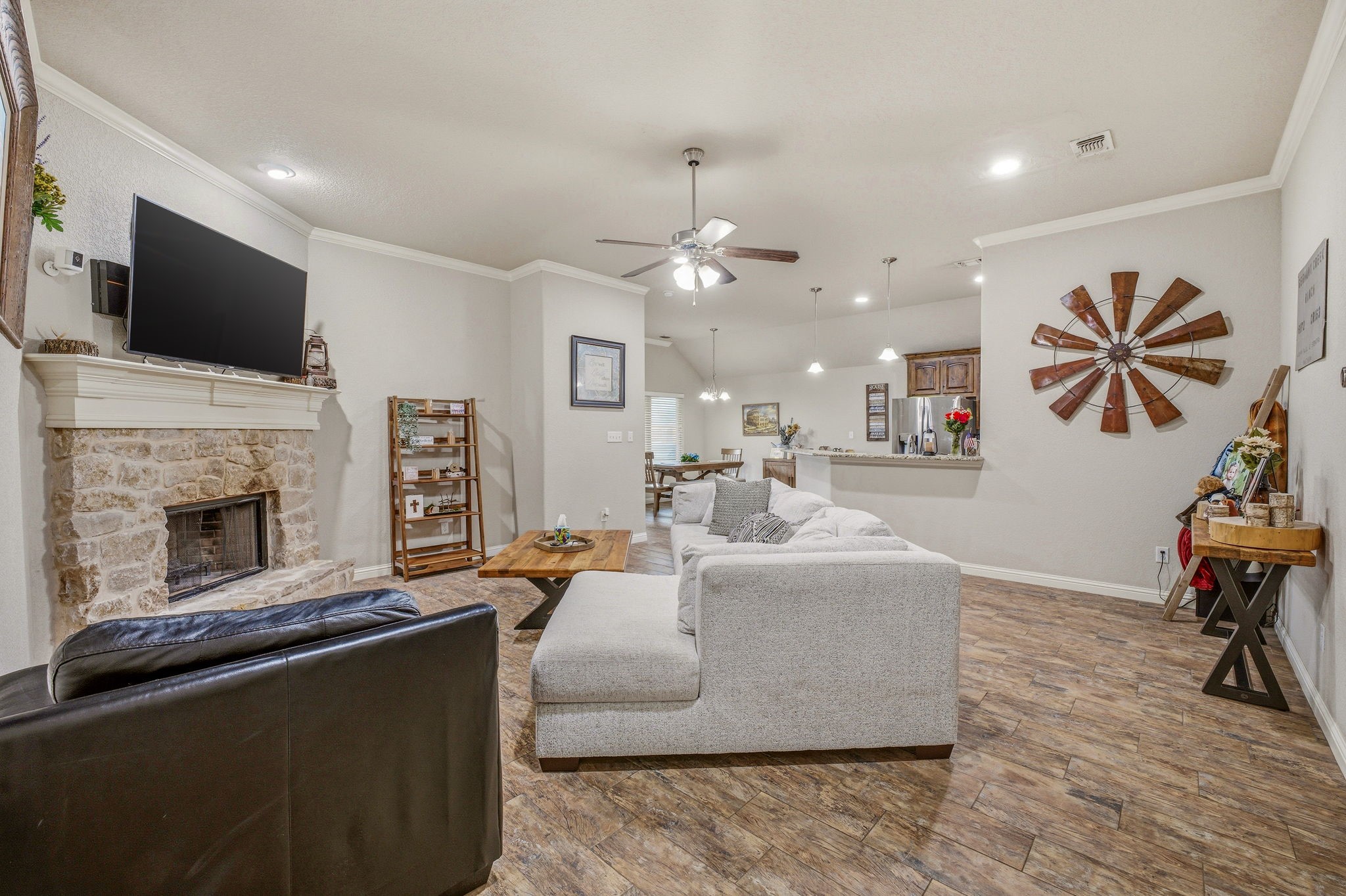 123 Donna Circle Granbury TX 76049