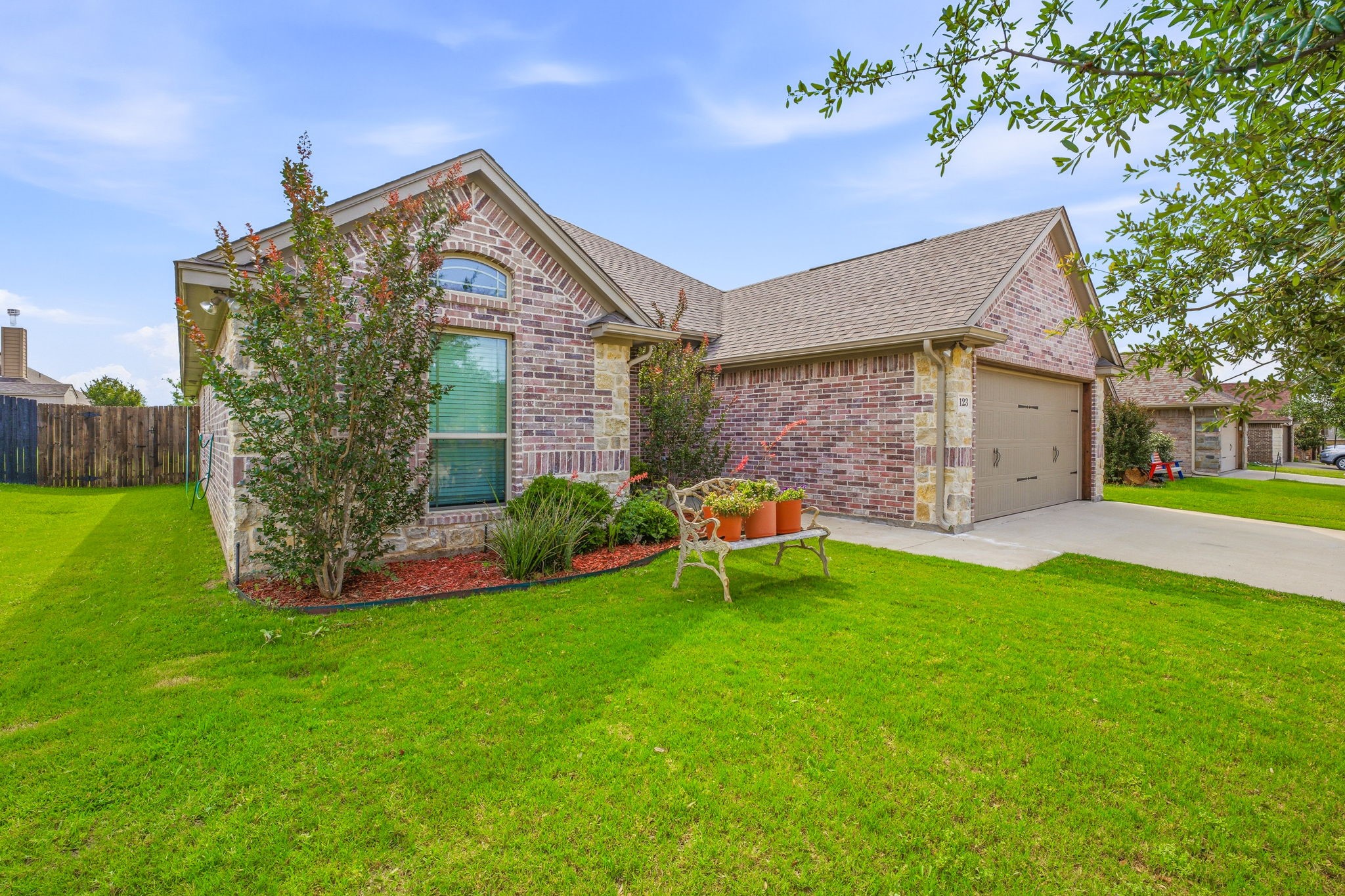 123 Donna Circle Granbury TX 76049