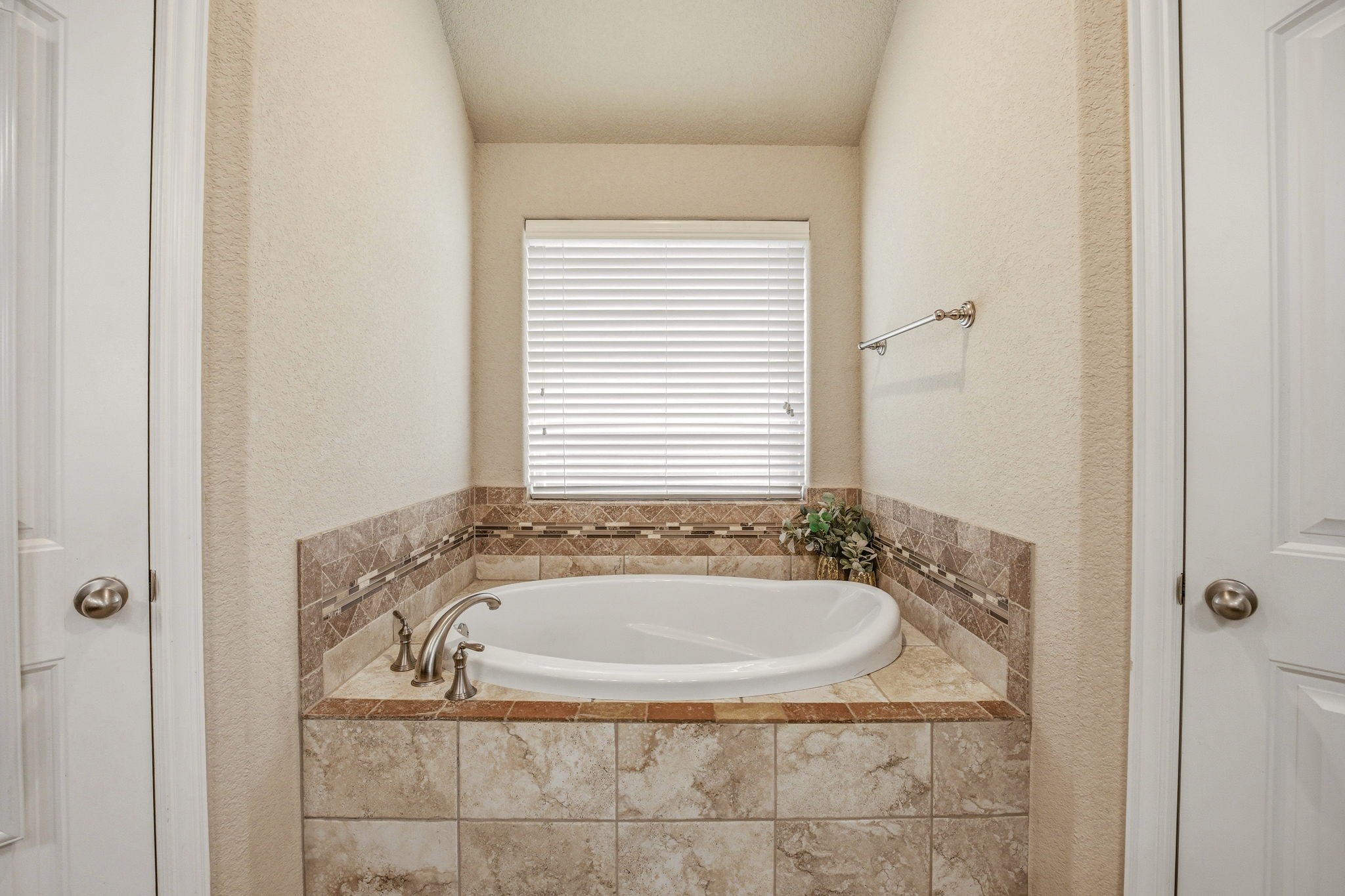 123 Donna Circle Granbury TX 76049
