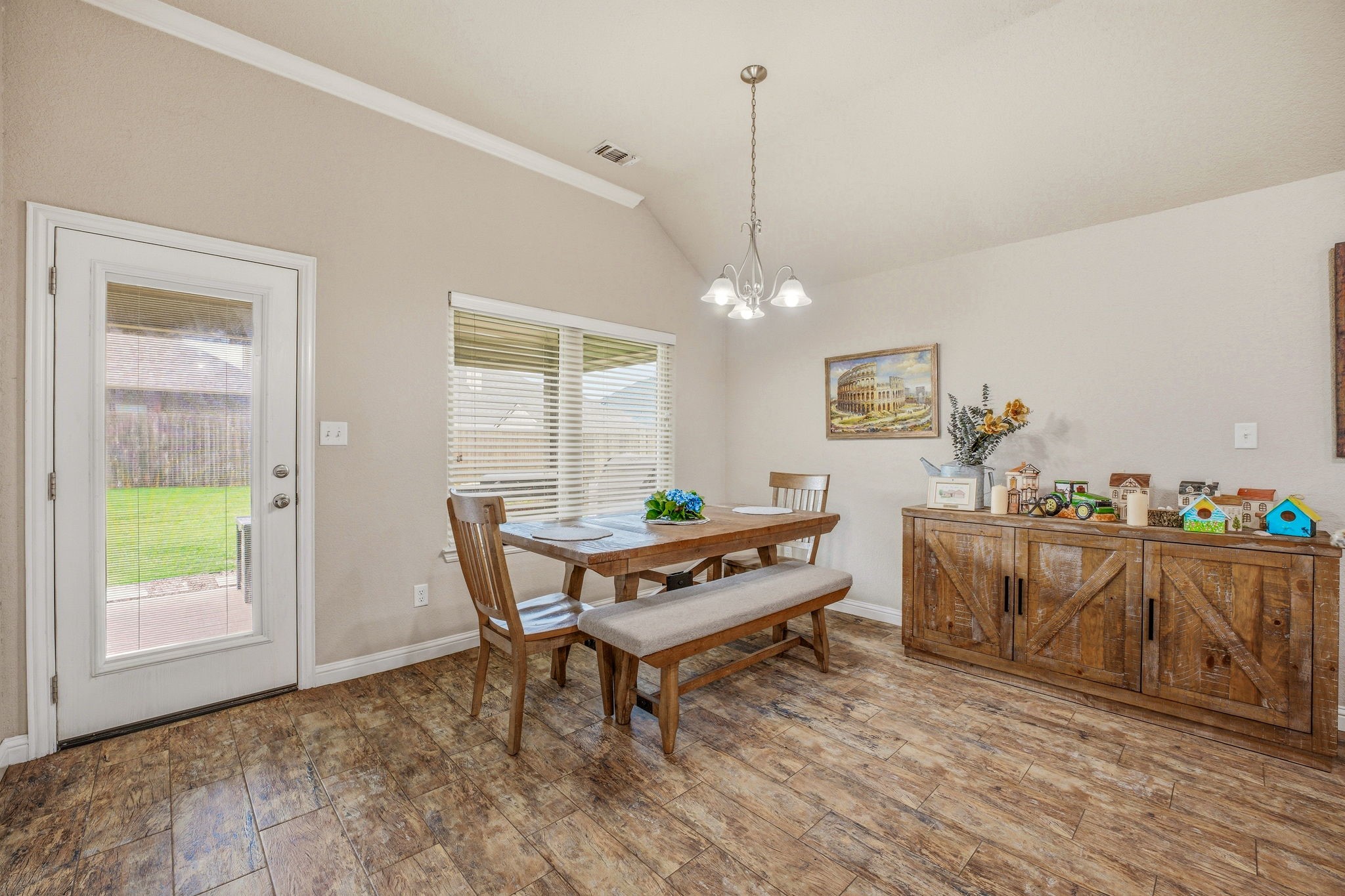 123 Donna Circle Granbury TX 76049