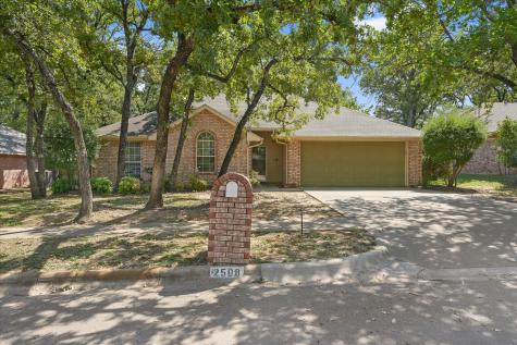 2508 Oak Park Drive Denton TX 76209