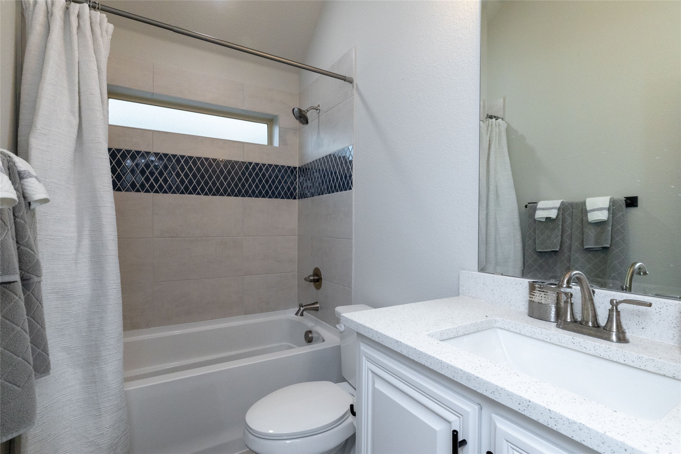 513 Livia Street Burleson TX 76028