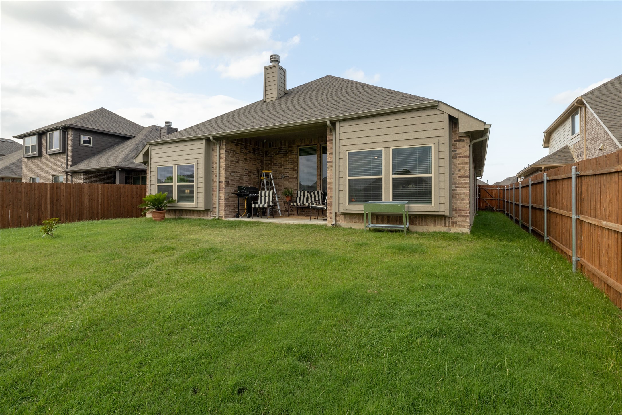 513 Livia Street Burleson TX 76028