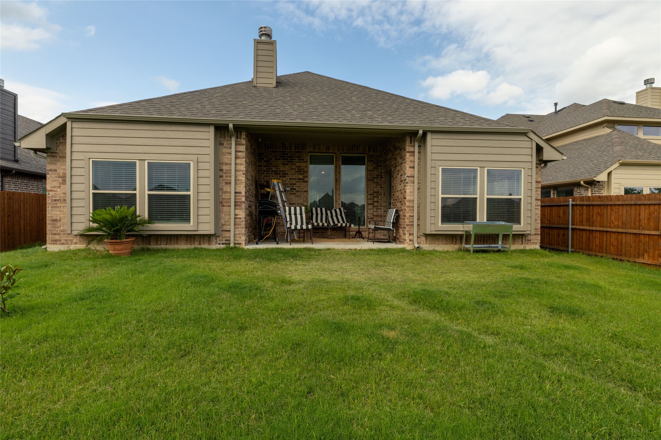 513 Livia Street Burleson TX 76028