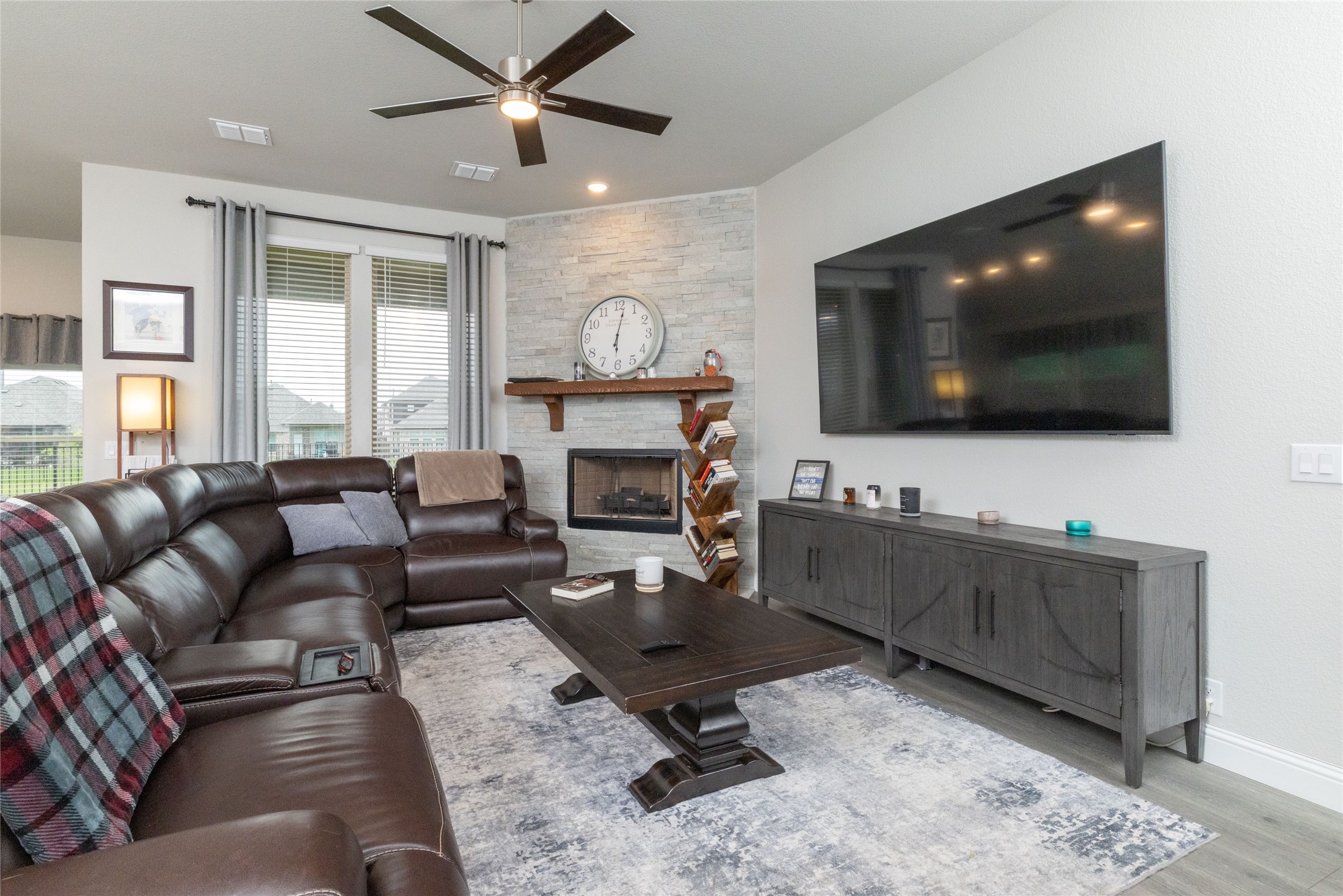 513 Livia Street Burleson TX 76028