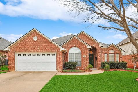 2315 Denham Drive Arlington TX 76001