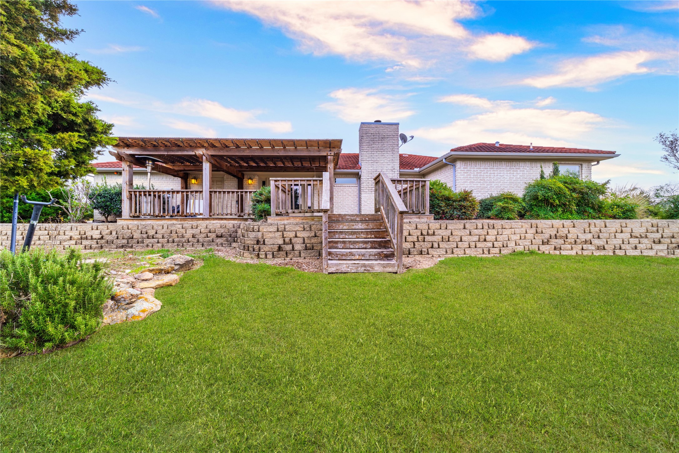 143 Mach Road Ennis TX 75119