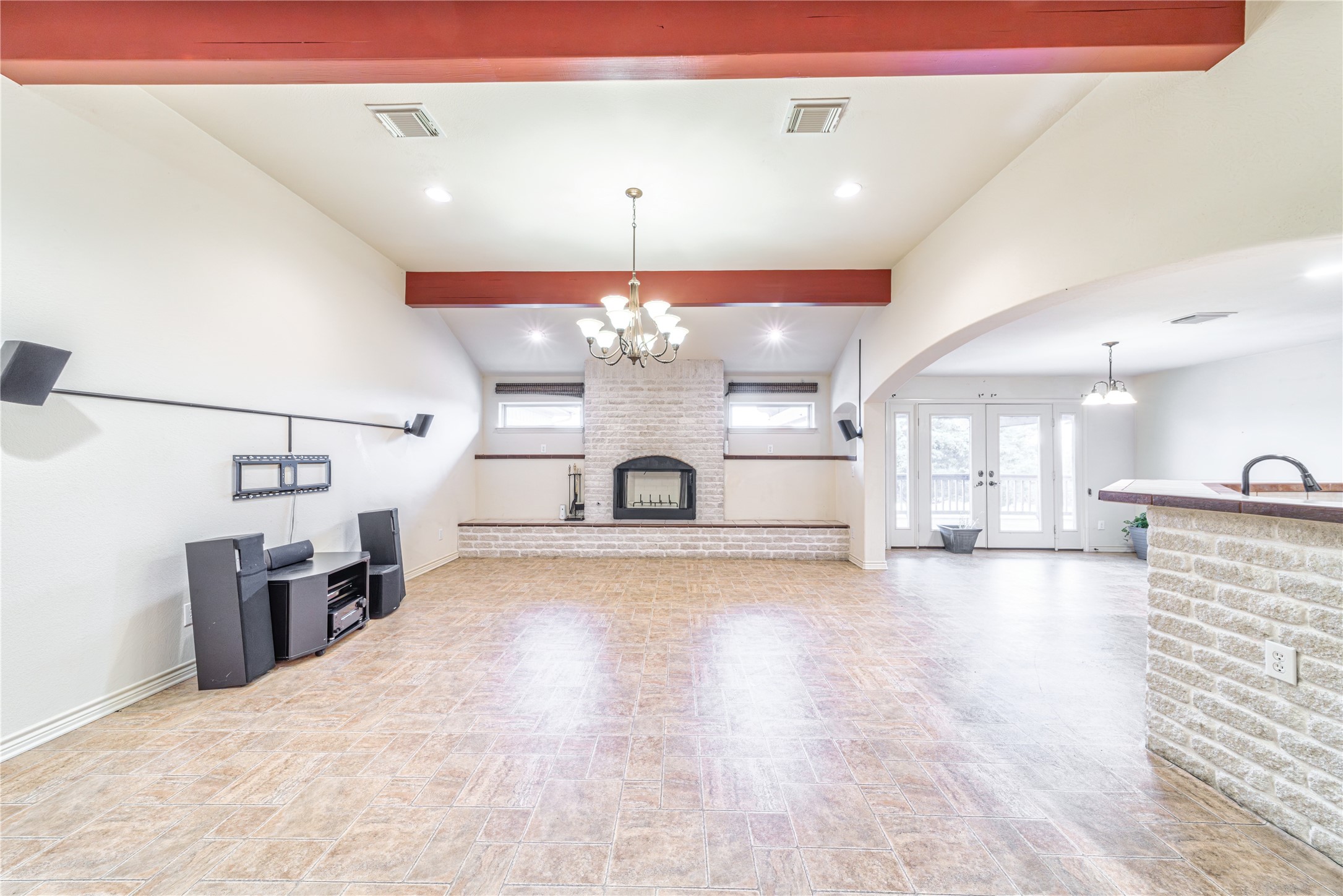 143 Mach Road Ennis TX 75119