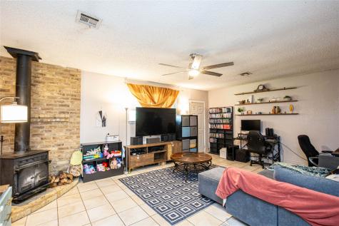817 S Old Temple Road Lorena TX 76655