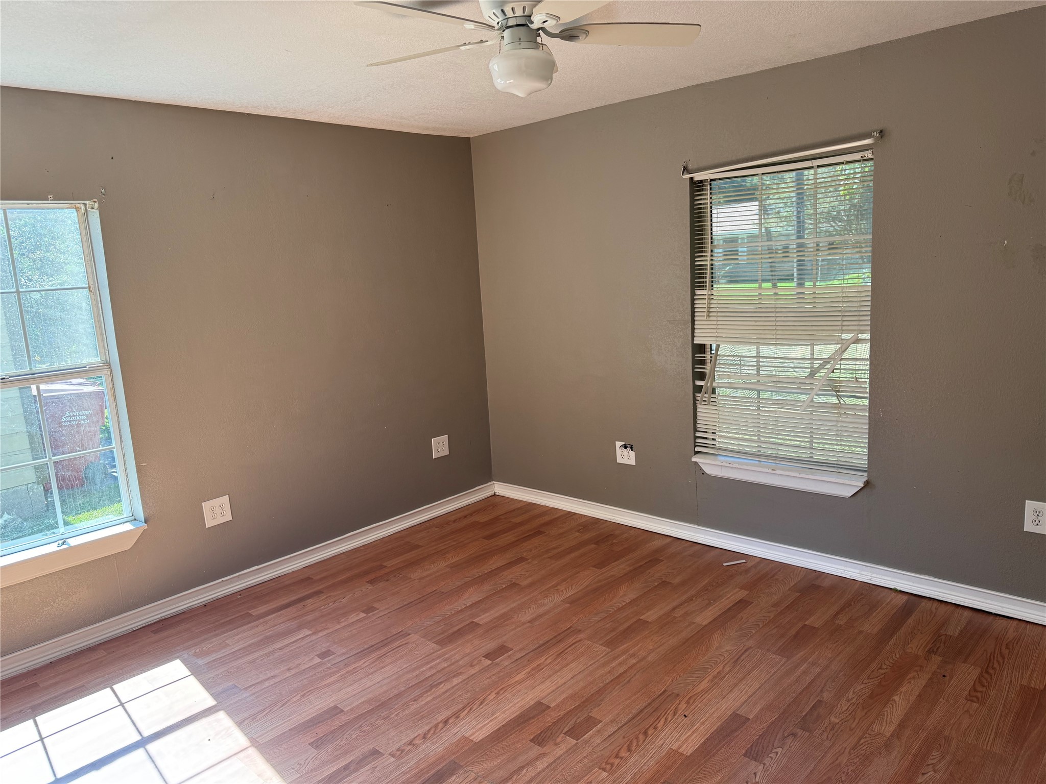 1406 Pecan Bonham TX 75418