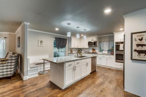 1212 W Jefferson Street Waxahachie TX 75165