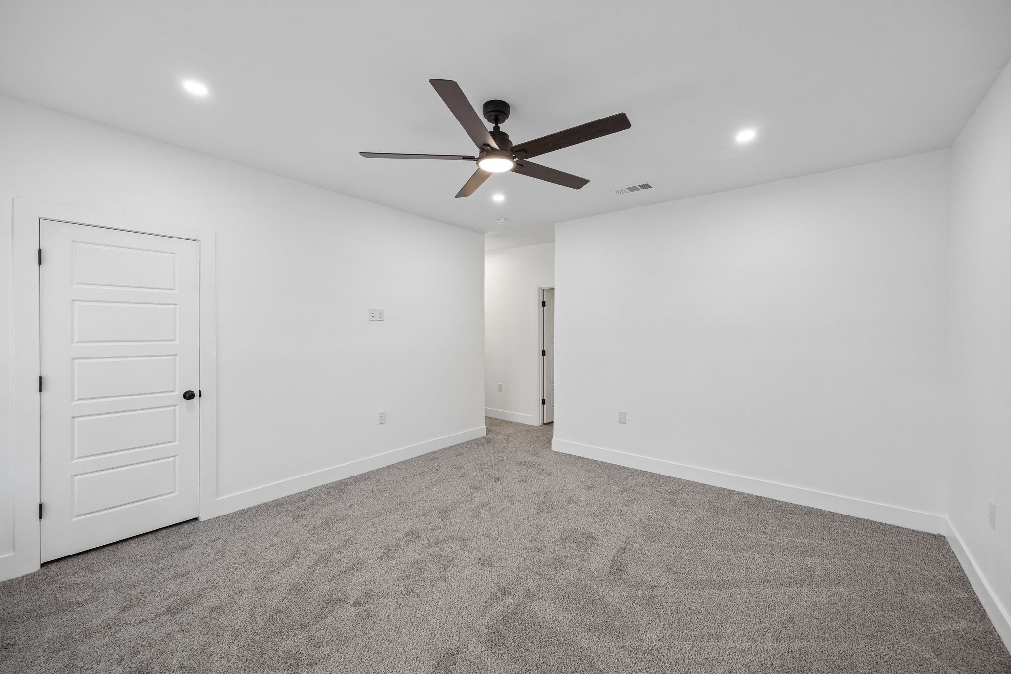 1206 Vermont Avenue Dallas TX 75216