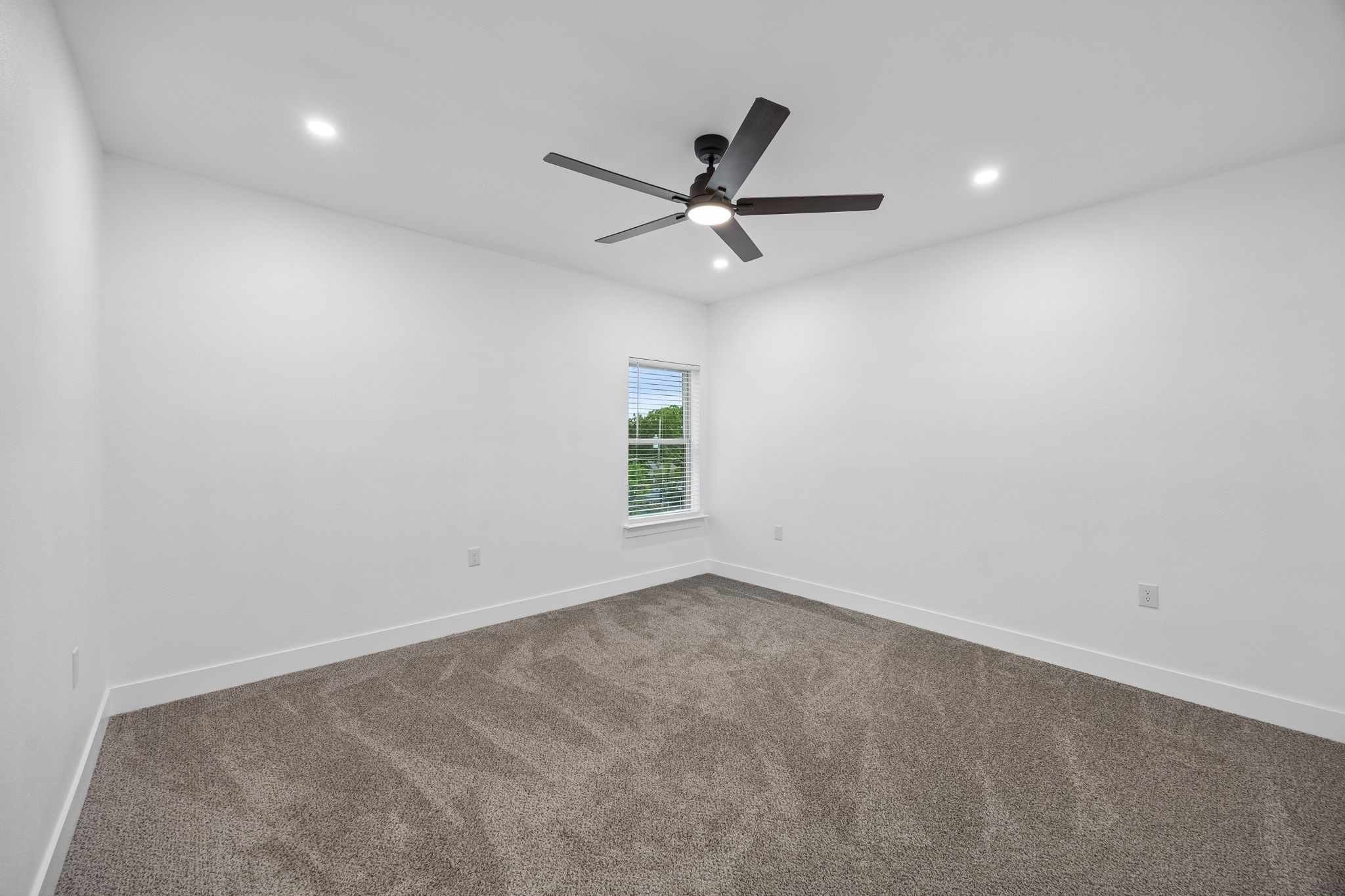 1206 Vermont Avenue Dallas TX 75216
