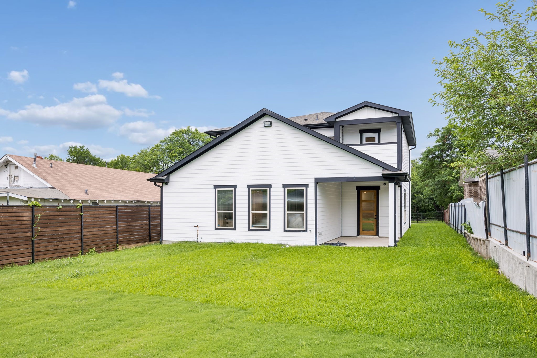1206 Vermont Avenue Dallas TX 75216
