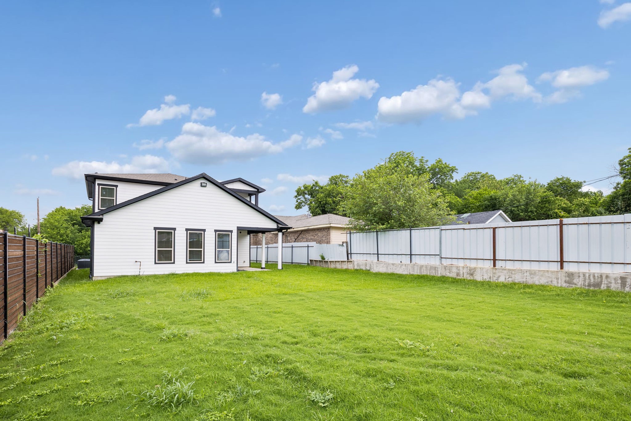 1206 Vermont Avenue Dallas TX 75216
