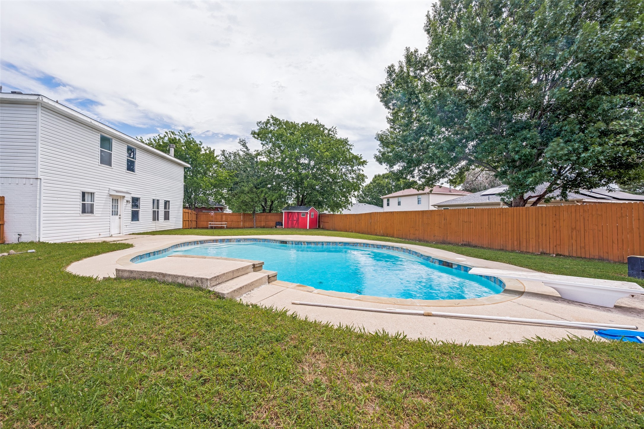920 Kendall Drive Arlington TX 76001