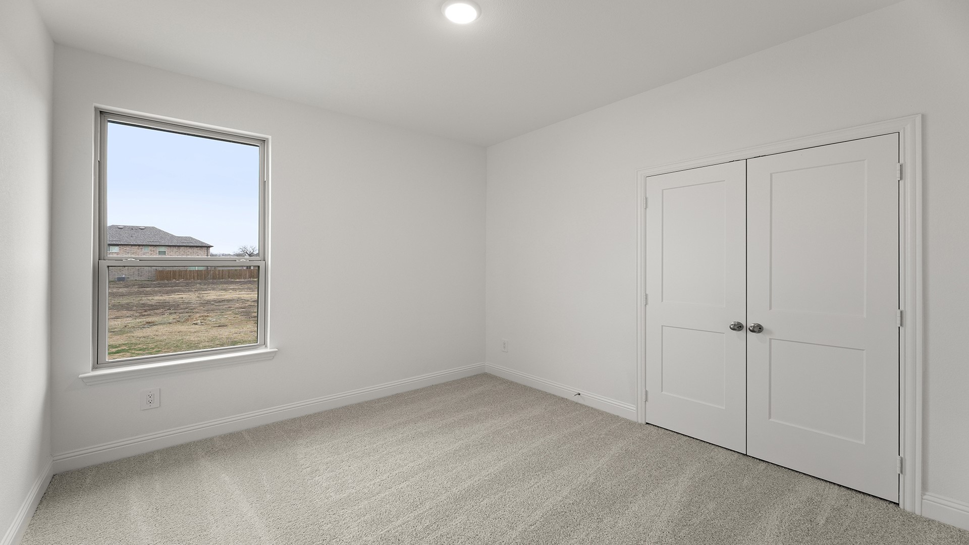 1733 Edgeway Aubrey TX 76227