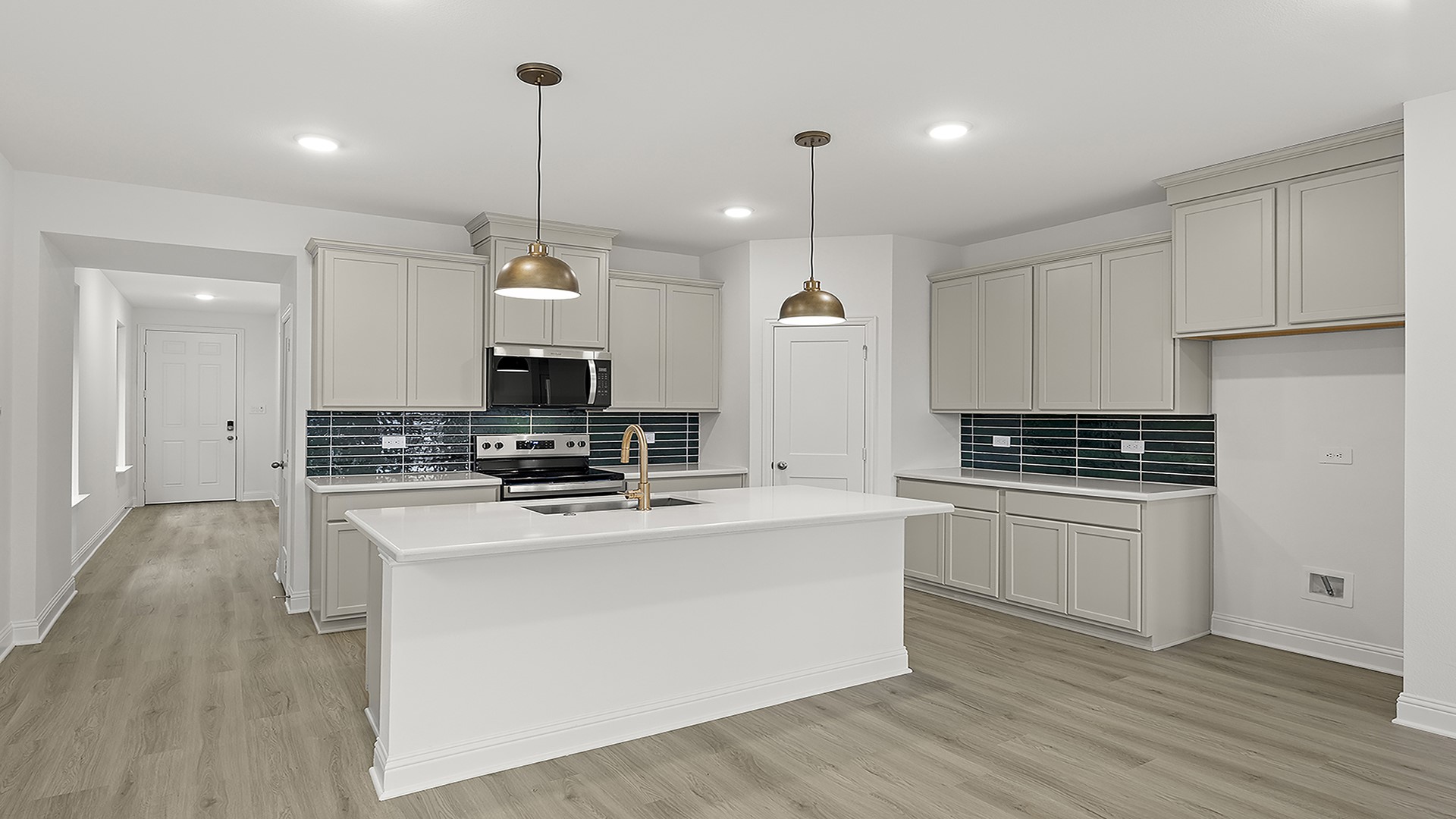 1733 Edgeway Aubrey TX 76227