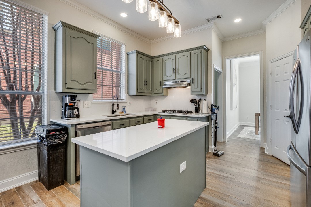 6637 Oakmont Court Plano TX 75093