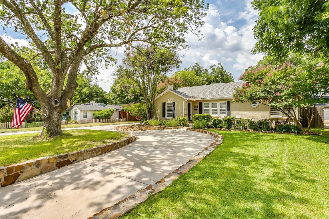 3748 Westcliff Road S Fort Worth TX 76109