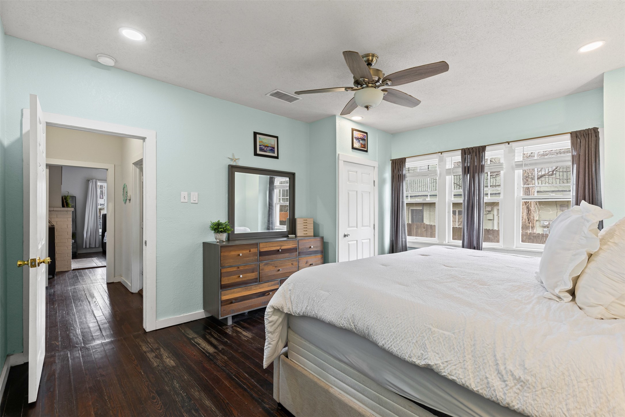 1632 Washington Avenue Fort Worth TX 76104