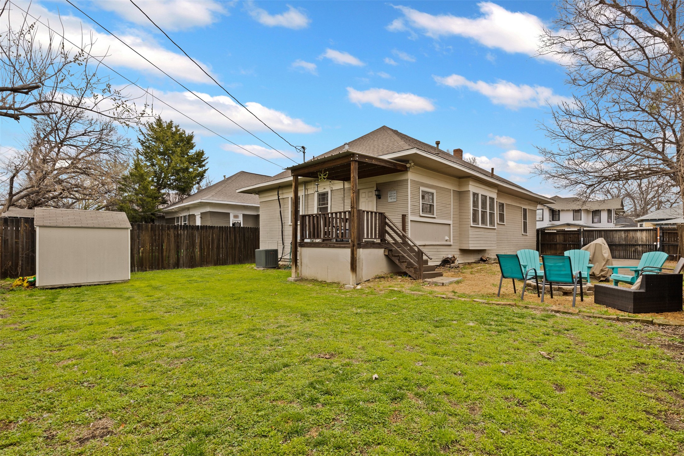 1632 Washington Avenue Fort Worth TX 76104