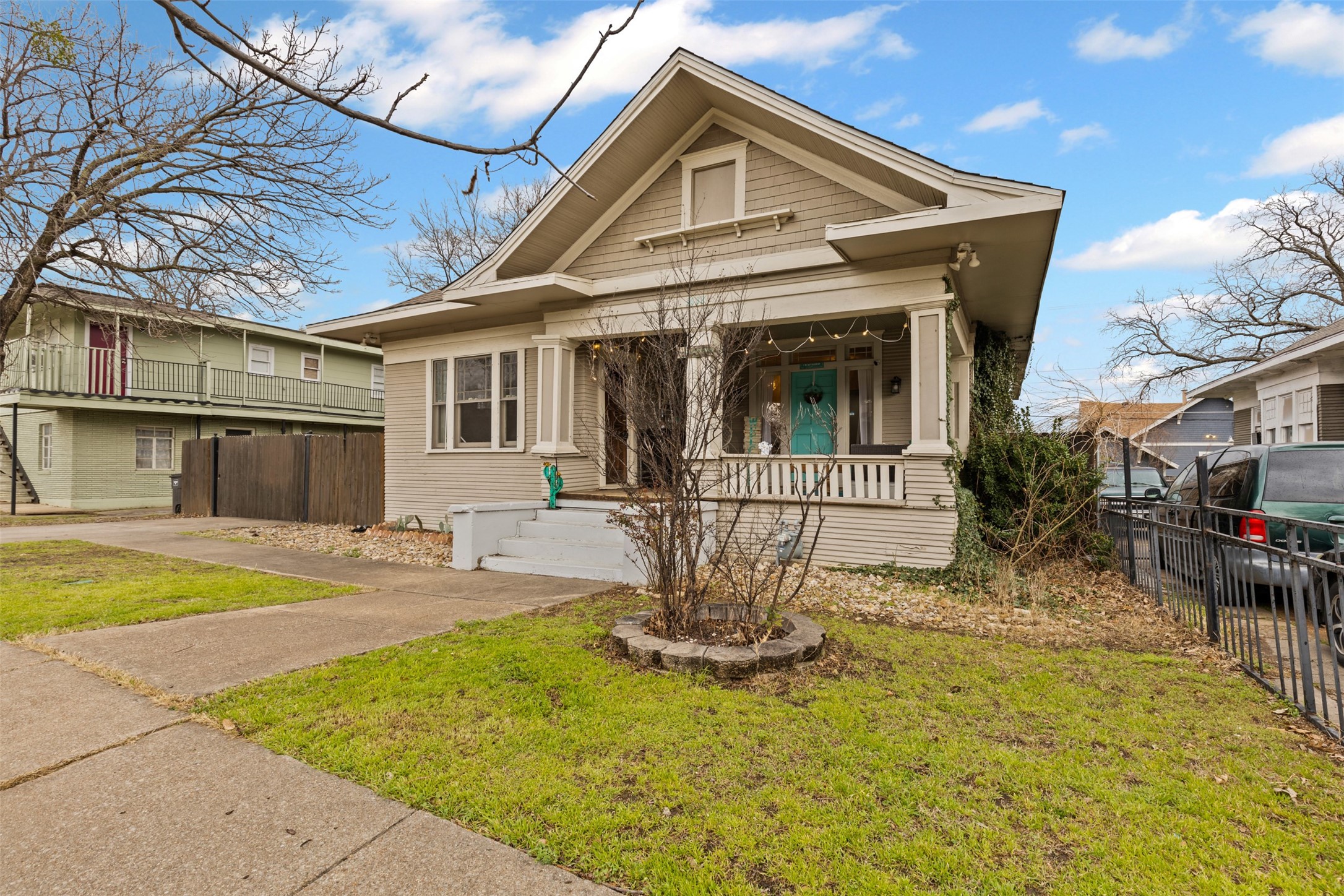 1632 Washington Avenue Fort Worth TX 76104