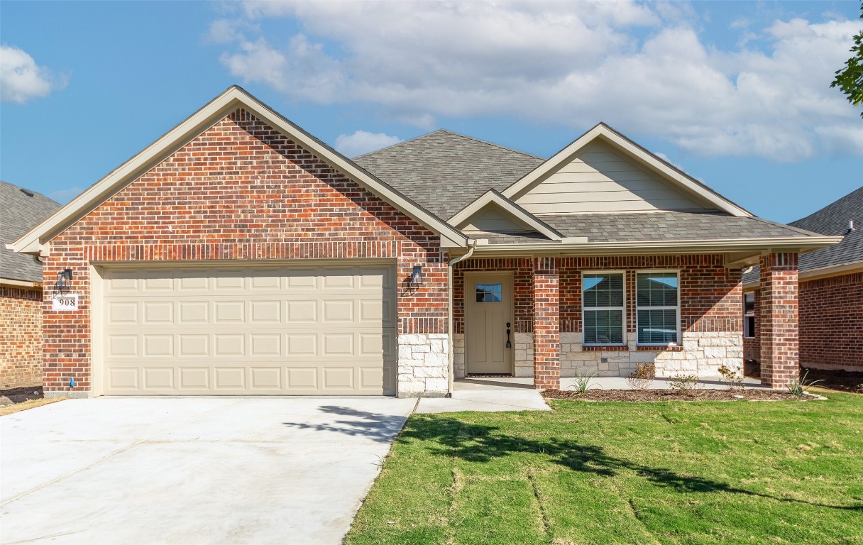 908 Hardaway Lane Greenville TX 75402
