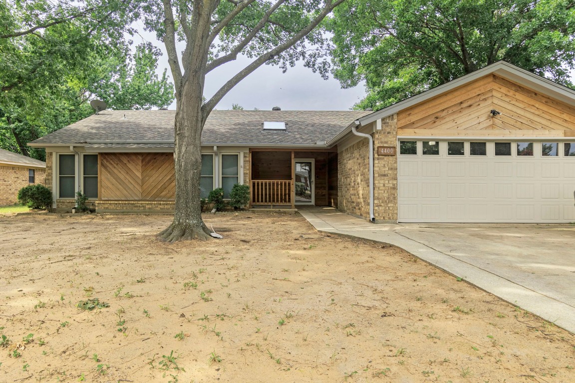 4400 Woodhill Drive Arlington TX 76016