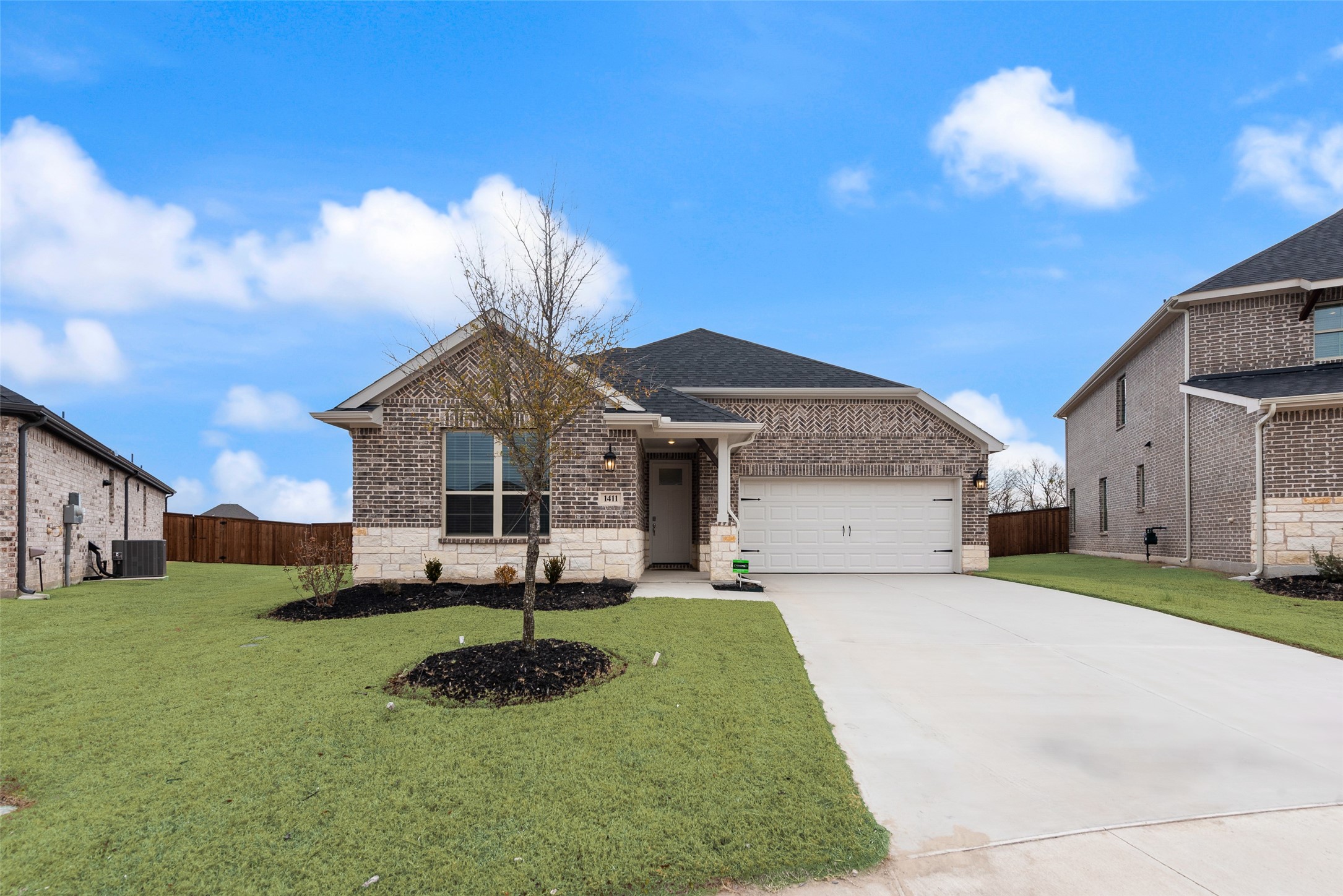 1411 Lowe Pond Street Forney TX 75126