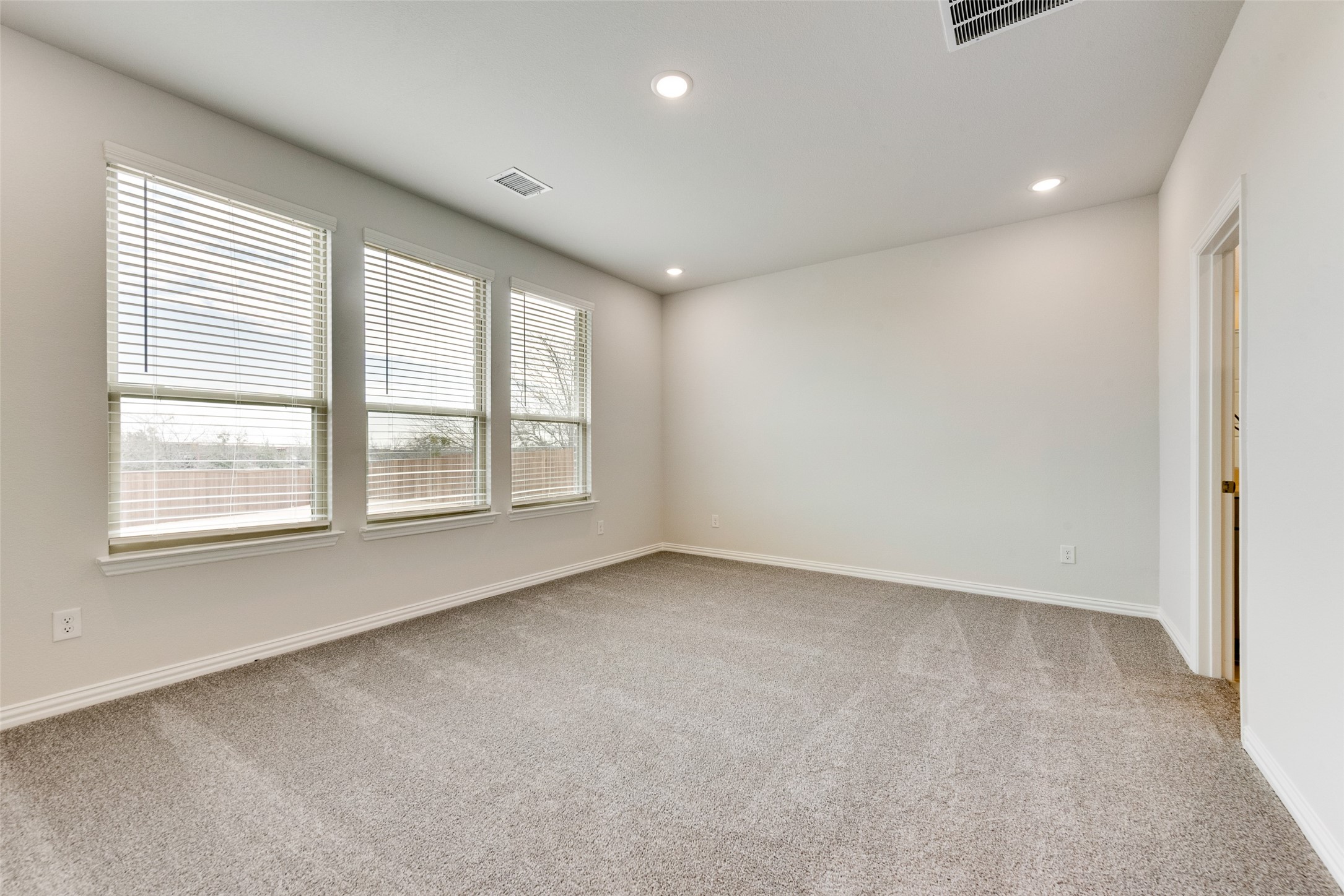 1411 Lowe Pond Street Forney TX 75126