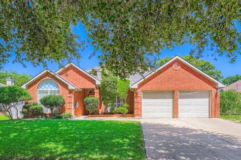 4422 Wescott Drive Grand Prairie TX 75052