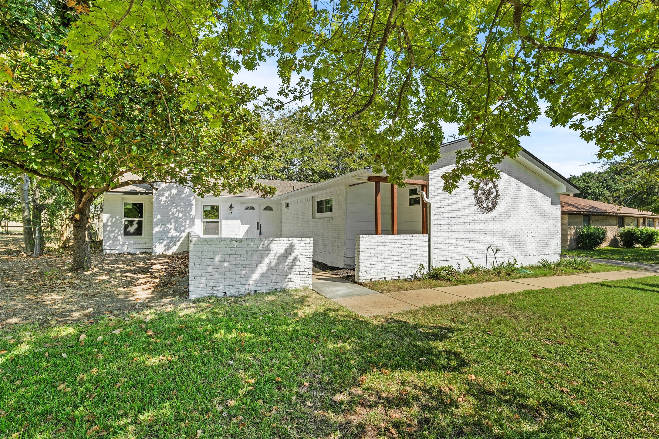 707 Live Oak Court Red Oak TX 75154