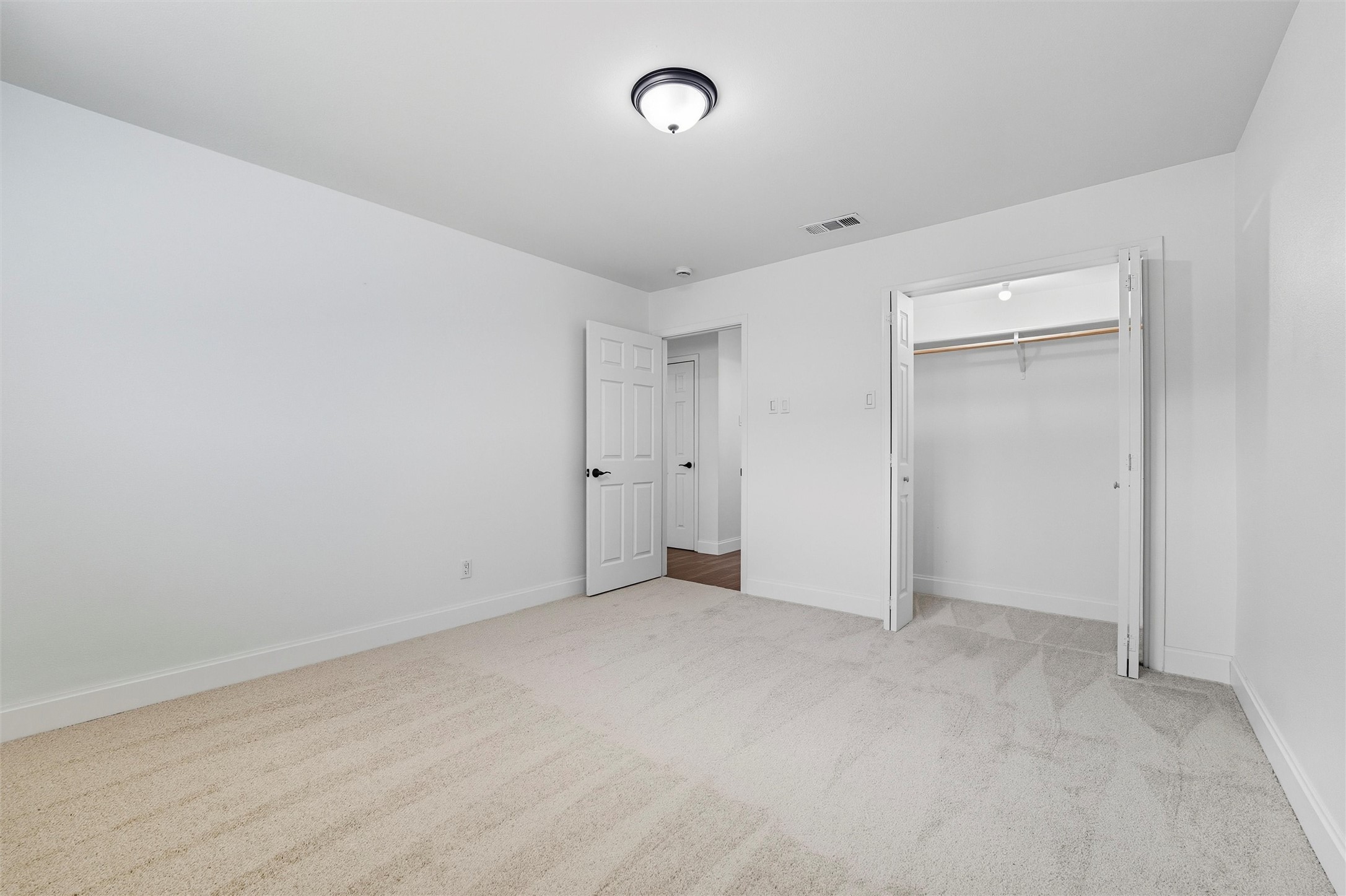 707 Live Oak Court Red Oak TX 75154