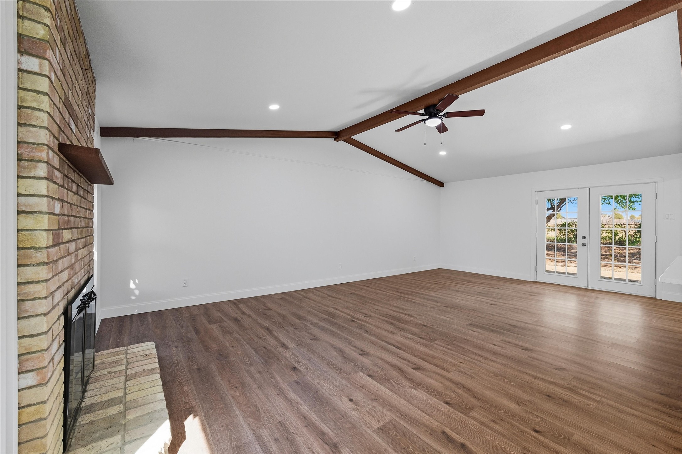 707 Live Oak Court Red Oak TX 75154