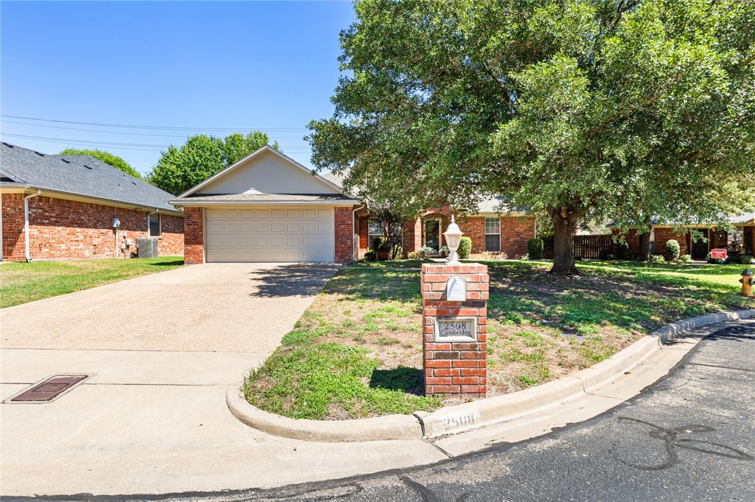 2508 Cambridge Lorena TX 76655
