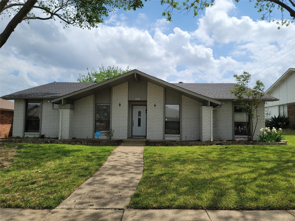 2938 Gayle Drive Garland TX 75044