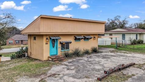 321 W Rentz Street Weatherford TX 76086