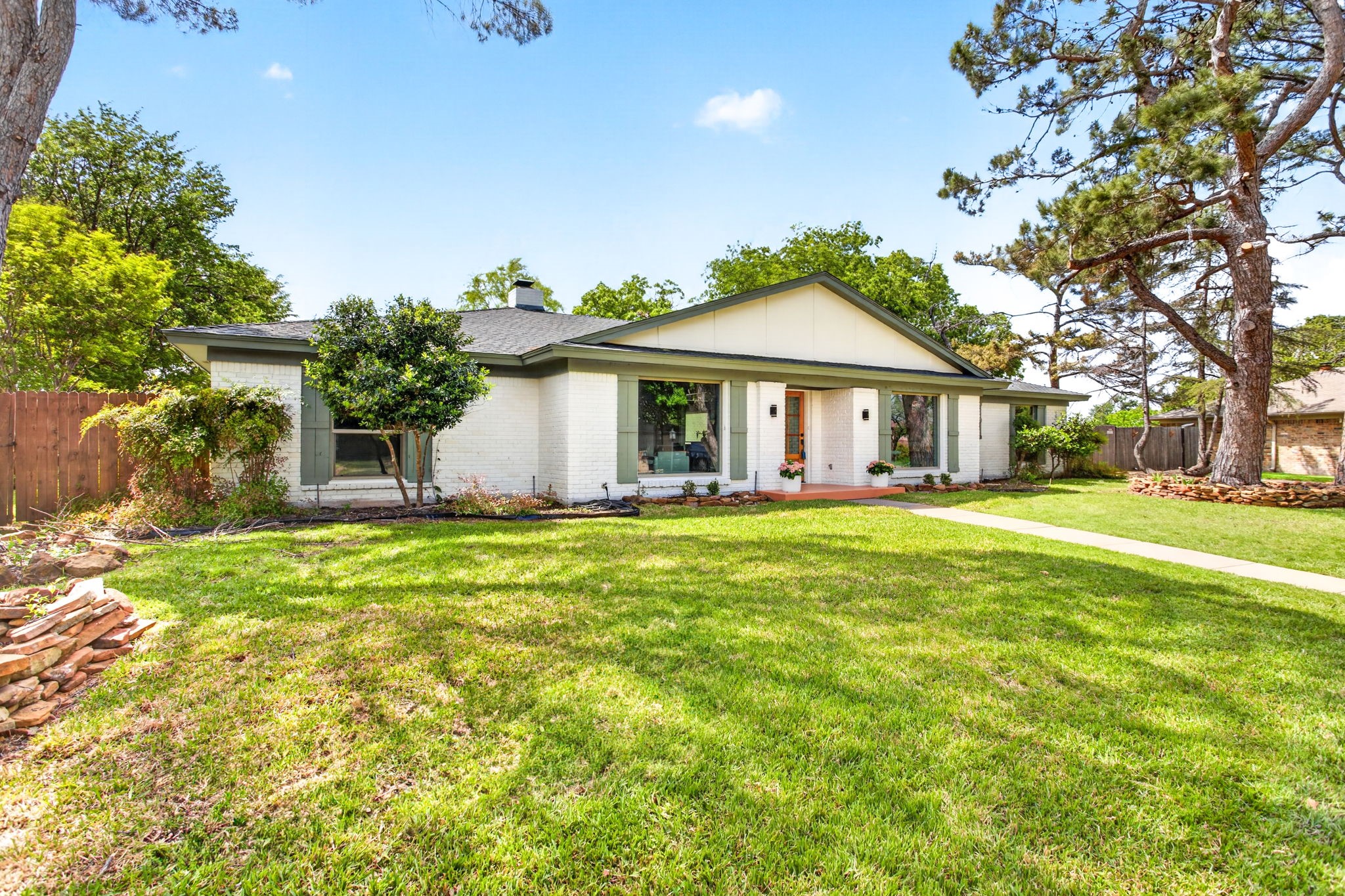 4316 Winding Way Benbrook TX 76126