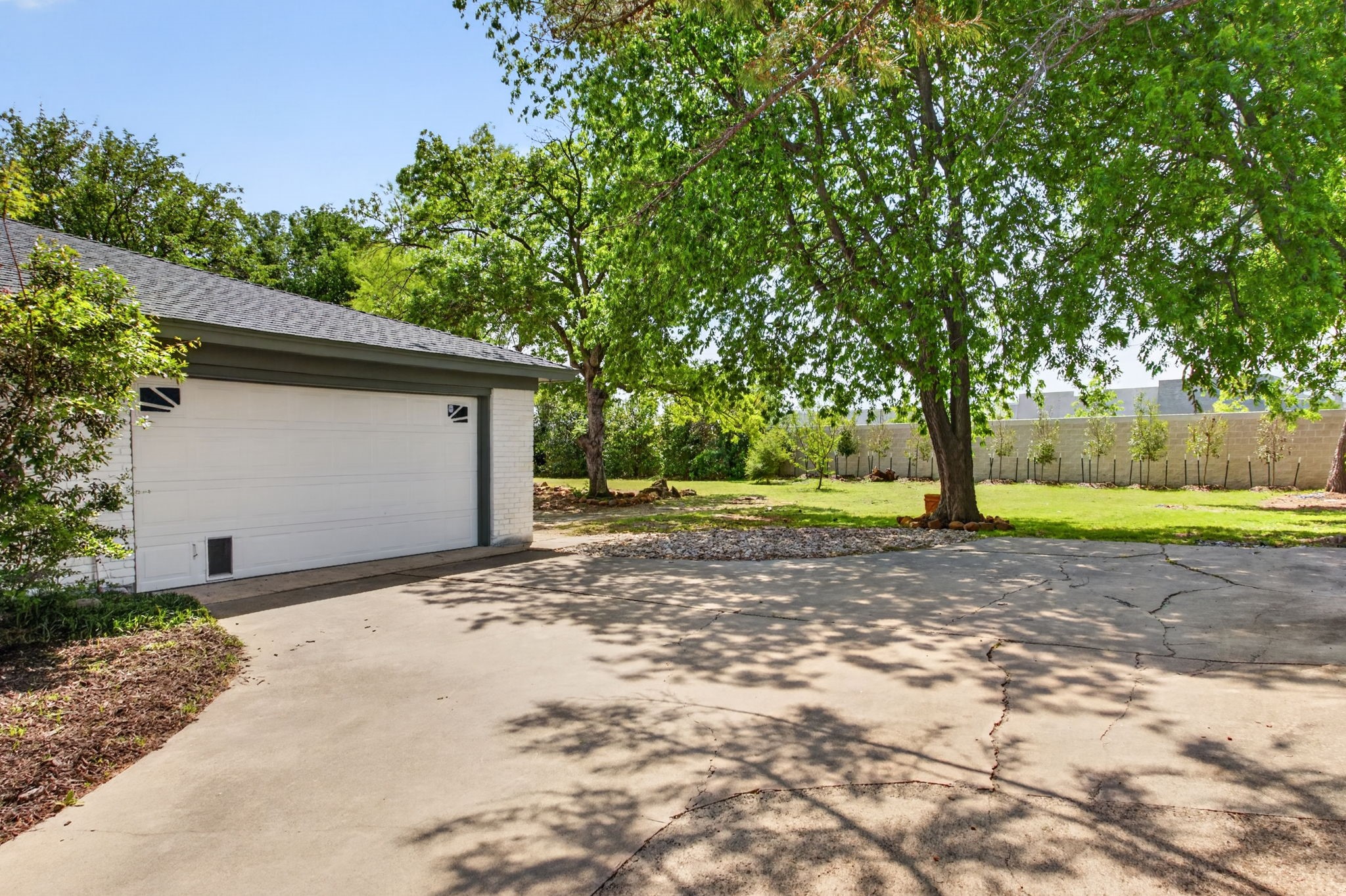 4316 Winding Way Benbrook TX 76126