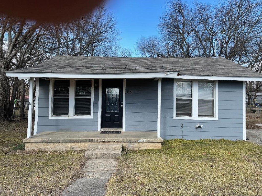 901 Fletcher Street Gainesville TX 76240