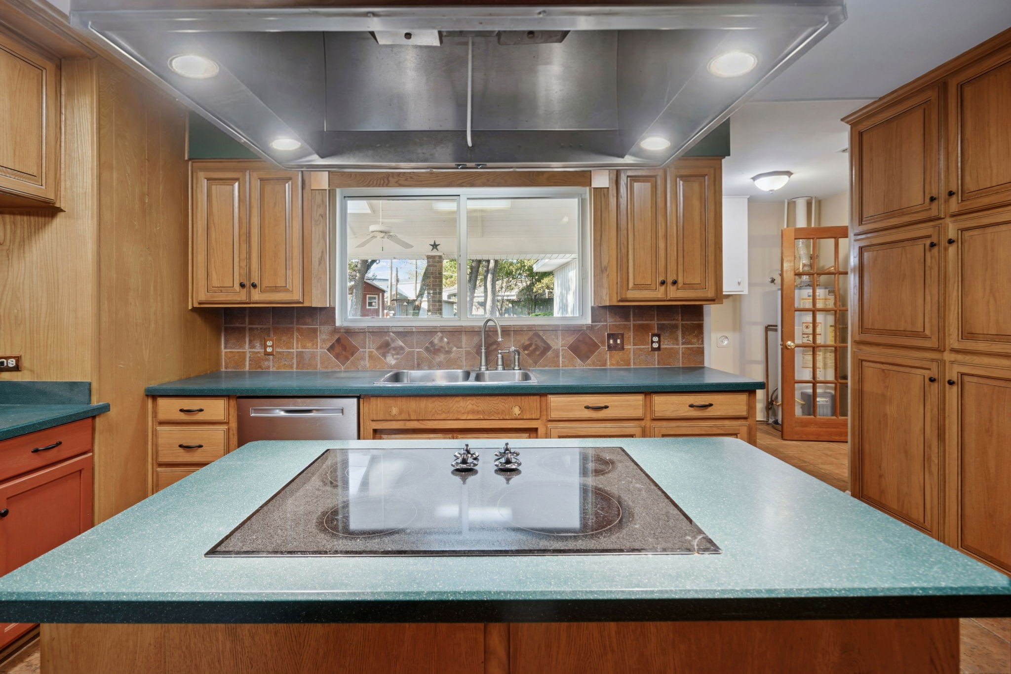 2637 Locksley Chase Drive Irving TX 75061