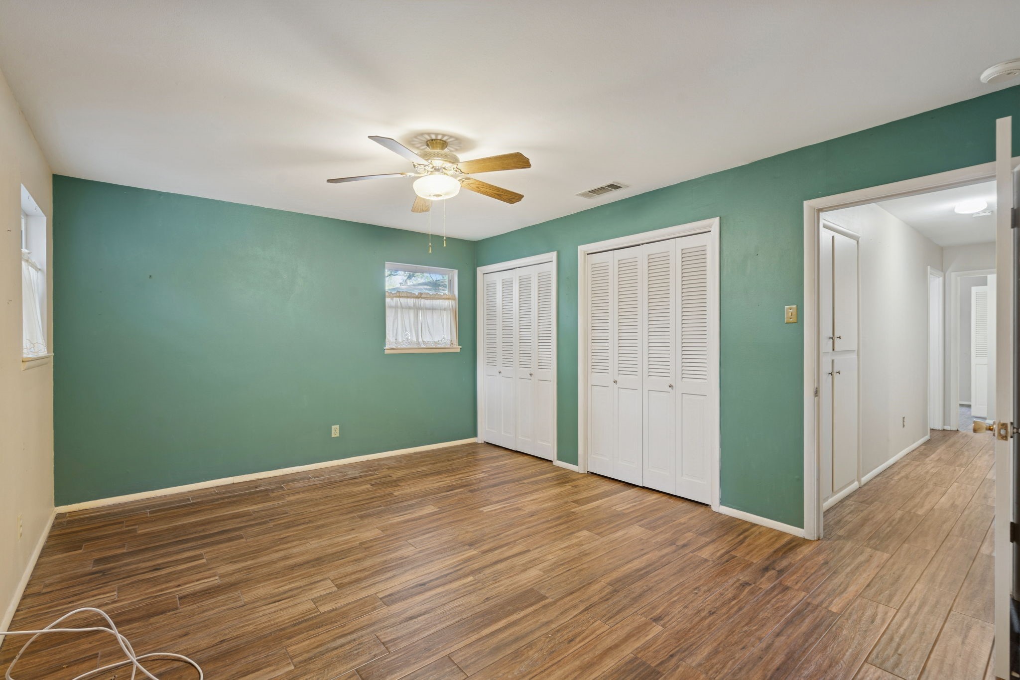 2637 Locksley Chase Drive Irving TX 75061
