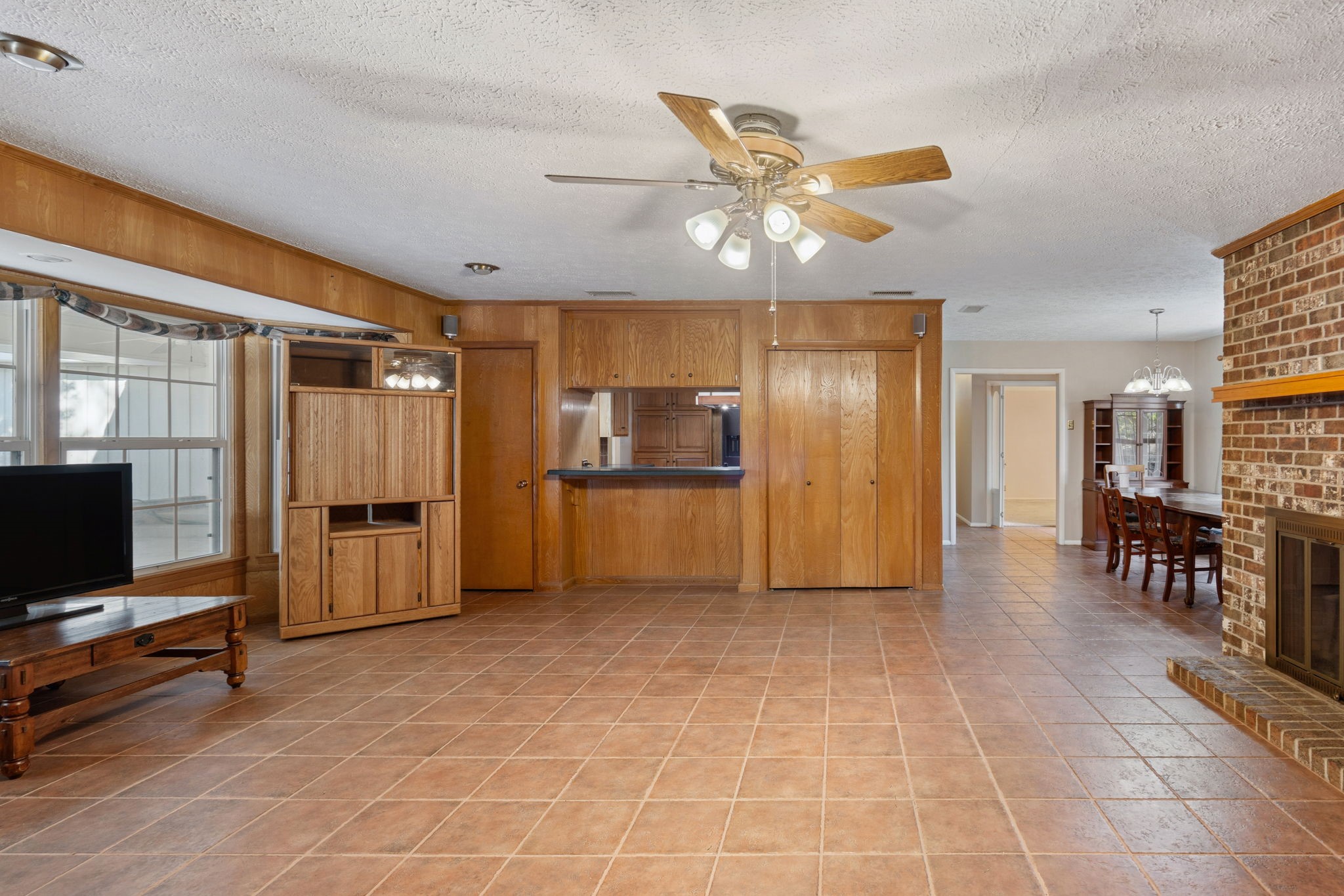 2637 Locksley Chase Drive Irving TX 75061